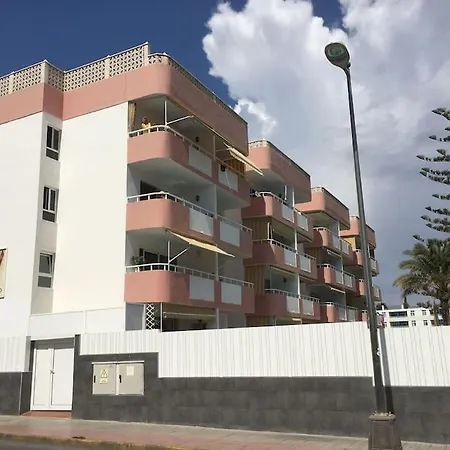 Playa Del Ingles: Beautiful Renovated Apartment San Bartolome de Tirajana  Exterior photo