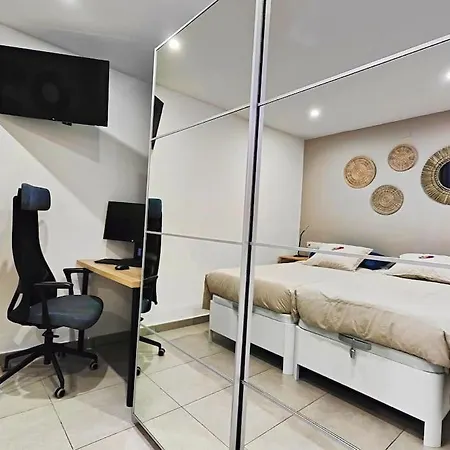 Playa Del Ingles: Beautiful Renovated Apartment San Bartolome de Tirajana  Exterior photo